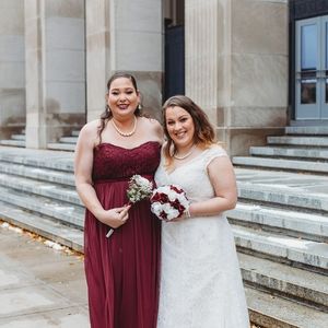 Meet your Posher, Angela